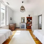 בית נופש 5 Bedroom Cozy In