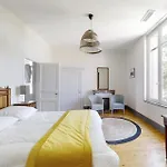 בית נופש 5 Bedroom Cozy In *