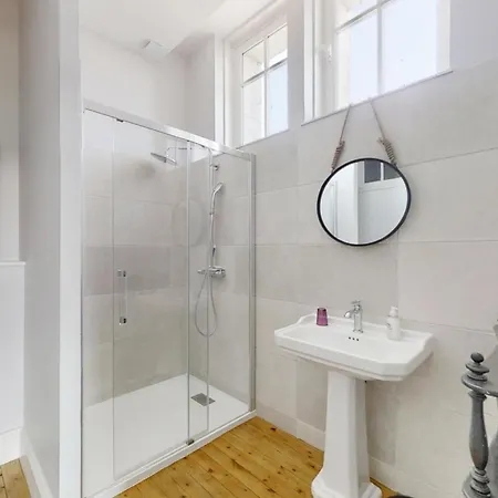 Stunning In With Wifi